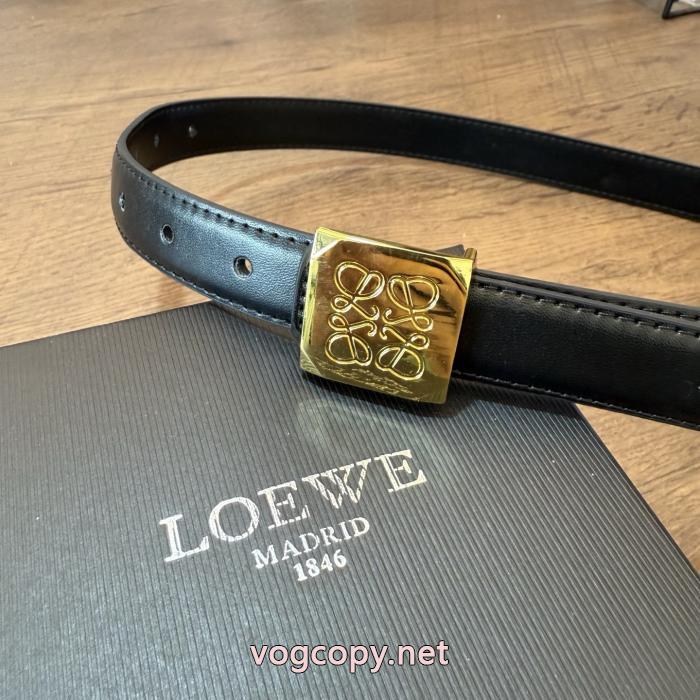 大人気で争奪戦 一番人気限定アイテム 魅力のLOEWEベルトブランド コピー 激安_0_1