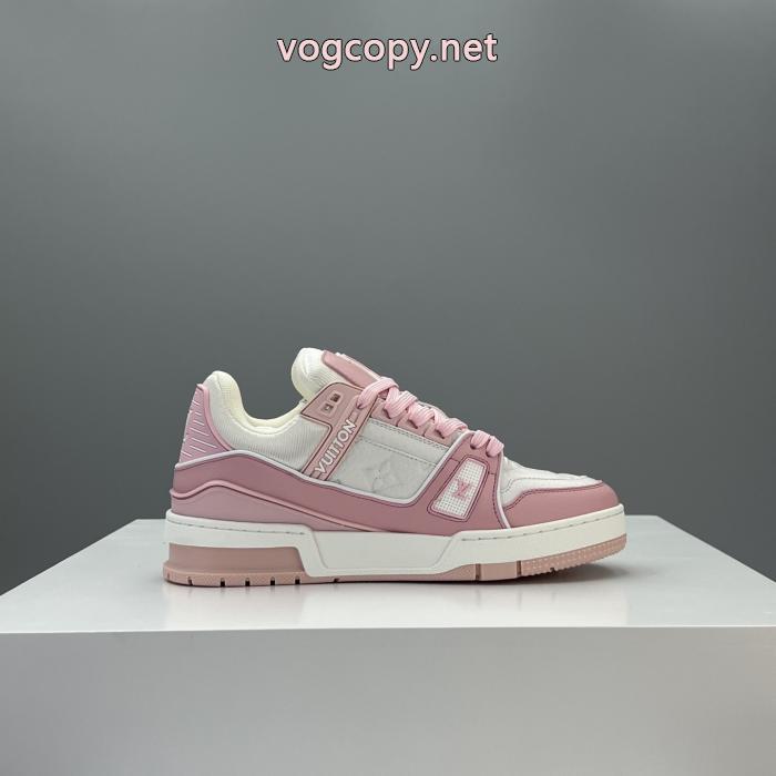 ブランド 偽物 通販唯一無二の存在 超激レア人気新作 気兼ねなく使える&nbsp;スニーカーLOUIS VUITTON._0_2