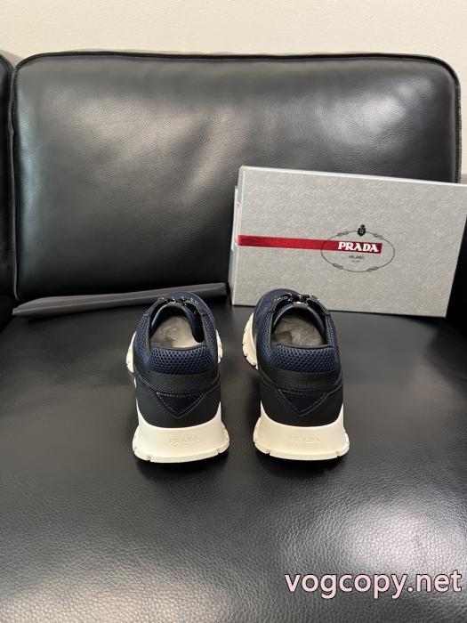 オススメ新作商品 超大特価 新作限定　人気沸騰中ブランド 品 激安 通販スニーカーPRADA_0_2