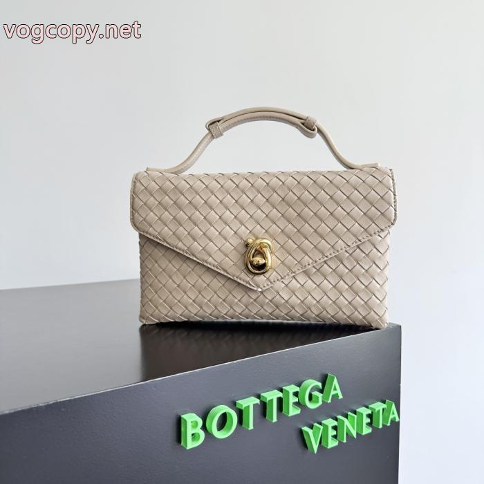 ブランド コピー 販売店今年のトレンドカラー 注目度No.1コラボ 現地でついに発売BOTTEGA VENETA&nbsp;バッグ._0_0