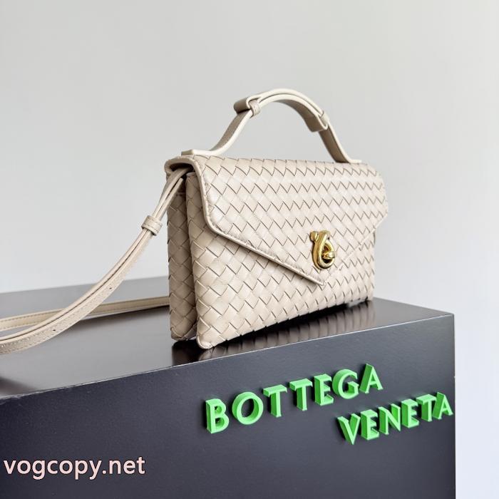 ブランド コピー 販売店今年のトレンドカラー 注目度No.1コラボ 現地でついに発売BOTTEGA VENETA&nbsp;バッグ._0_4