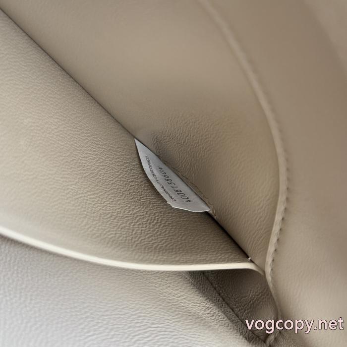 ブランド コピー 販売店今年のトレンドカラー 注目度No.1コラボ 現地でついに発売BOTTEGA VENETA&nbsp;バッグ._0_5