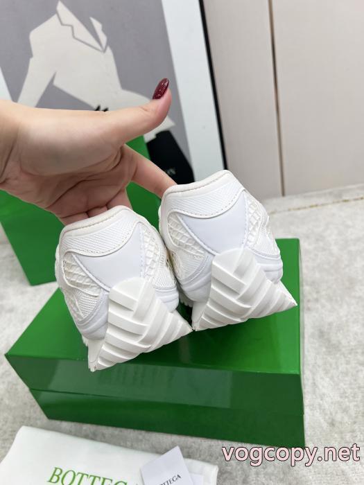 ボッテガ ヴェネタブランド スーパー コピー 優良店大人可愛い オシャレな印象に 高品質スニーカー._0_4