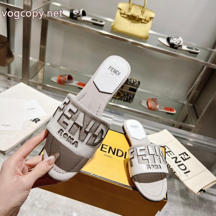 FENDI偽 ブランド 購入最安価格新品 派手すぎず ファッションに役立つスリッパ._0_3