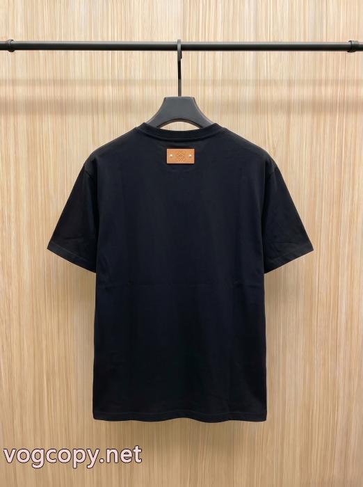 コピー 通販SALE品追加 好評品 今年流行りの新作アイテムLOEWE半袖Tシャツ_0_2