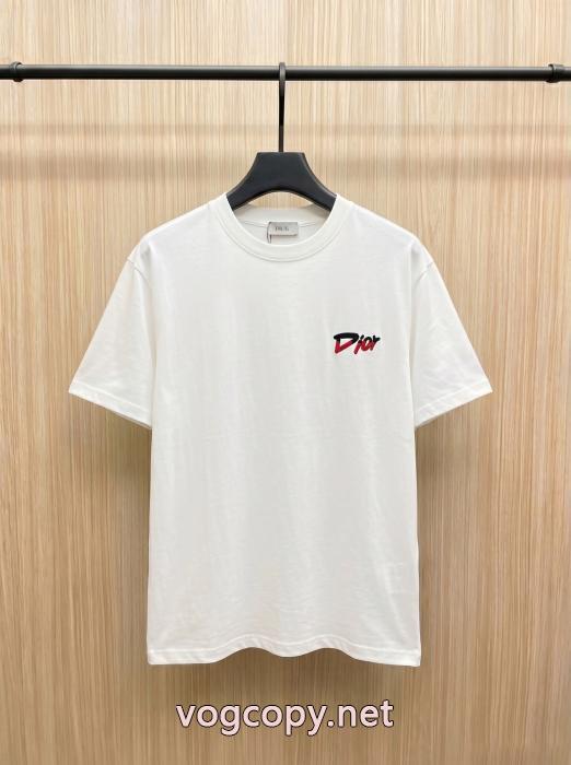 Diorスーパー コピー 品知的セクシースタイル お洒落な印象に 洒落感を演出する！半袖Tシャツ_0_1