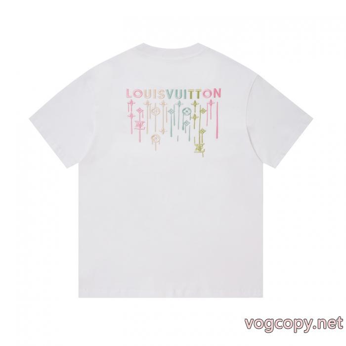 ブランド 偽物 通販LOUIS VUITTON半袖Tシャツ完売間近 モード感の高い 人気セール260%新品_0_2