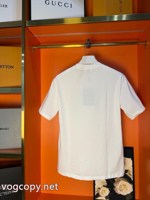 スーパー コピー 安心バーバリー半袖Tシャツ高品質な 大人気の夏季限定発売中 雑誌掲載_0_0