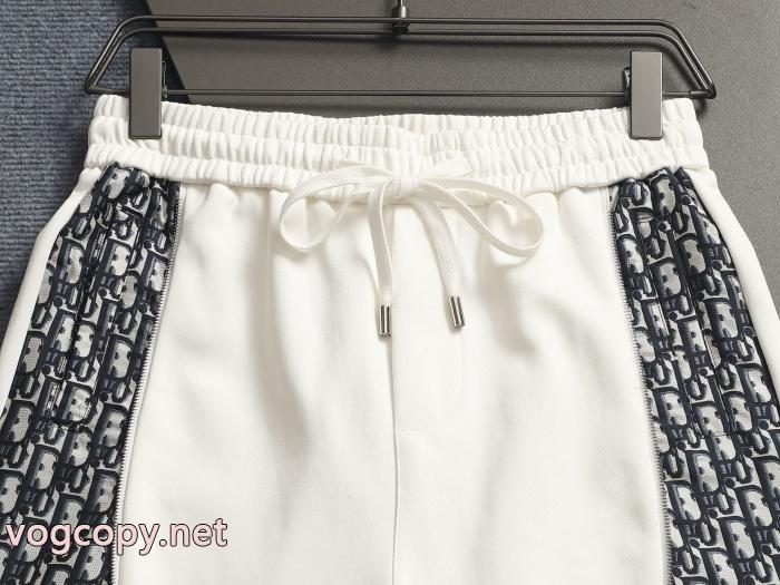 ズボンディオール偽 ブランド 購入奇跡のセール特価！ おしゃれな美品 2026春に注目したい._0_1