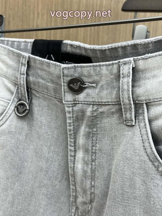 スーパー コピー 販売オススメのお品 追跡付/関税無 甘過ぎず大人な印象にARMANIブランド ジーンズ._0_0