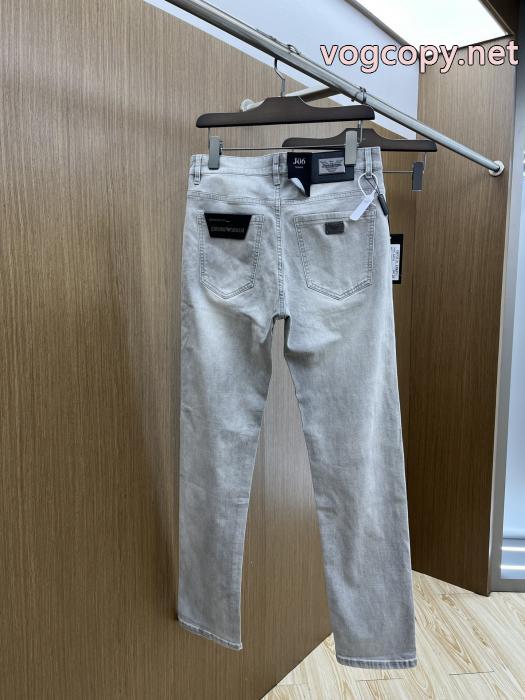スーパー コピー 販売オススメのお品 追跡付/関税無 甘過ぎず大人な印象にARMANIブランド ジーンズ._0_4