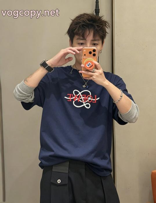 激安新作 限定品も！ 定番が欲しい方LOEWE半袖Tシャツコピー 品 販売_0_1