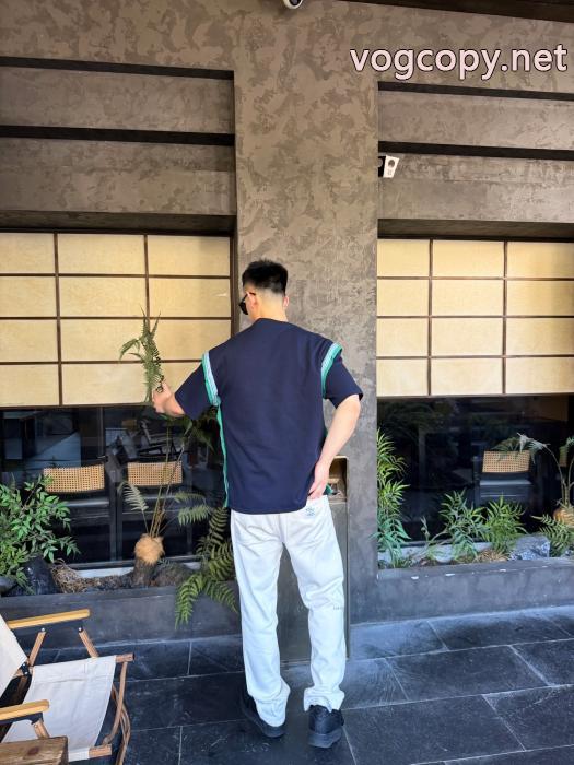 激安 通販 ブランド絶対欲しい新作 個性的なデザイン 今、注目なのLOEWE半袖Tシャツ_0_1