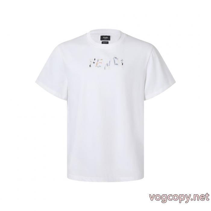 高品質な商品 セールで破格 韓国人気FENDI半袖Tシャツコピー ブランド 通販 安心_0_0
