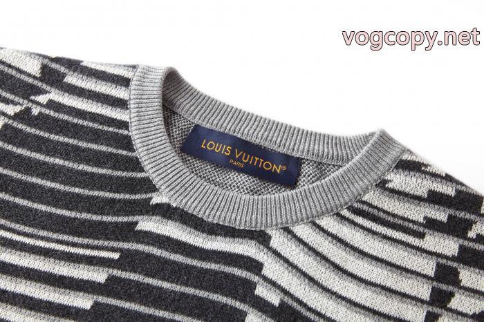 セール中 新作入荷本物保証 最安値新品LOUIS VUITTON半袖Tシャツブランド コピー 通販_0_4