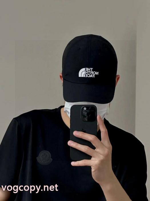 ブランド 通販 激安2026限定新作 特に注目したい 新作到着!!モンクレール半袖Tシャツ_0_2