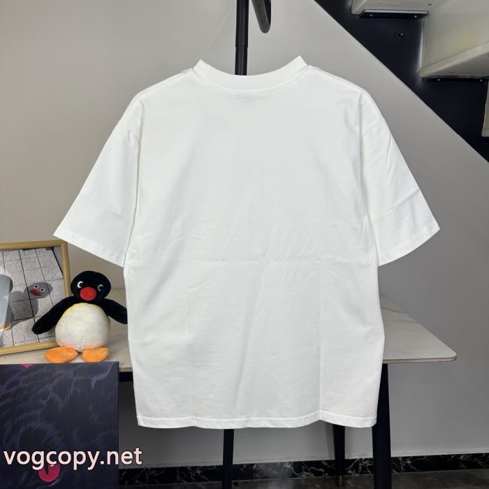 半袖Tシャツ人気ファッション雑誌でも掲載 大人着用可 大幅に値下げBURBERRYブランド 偽物_0_0