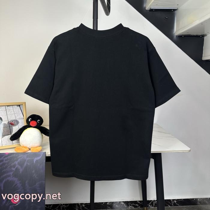 半袖Tシャツ人気ファッション雑誌でも掲載 大人着用可 大幅に値下げBURBERRYブランド 偽物_0_1