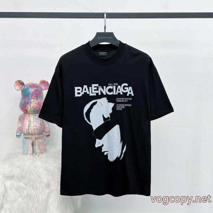 半袖Tシャツ今欲しいのは 保温性も抜群 高級感のあるデザインBALENCIAGAブランド 品 コピー_0_2