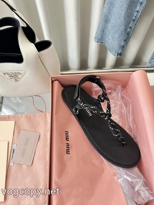 MIUMIUサンダルスーパー コピー どこで 買えるSALE品追加 今すぐオシャレになれる！ 光沢のある._0_1