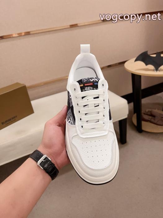 BURBERRYコピー 品 販売スニーカー2026トレンド 数に限りがある 旬スタイルに早変わり!._0_1