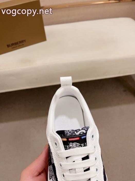 BURBERRYコピー 品 販売スニーカー2026トレンド 数に限りがある 旬スタイルに早変わり!._0_5