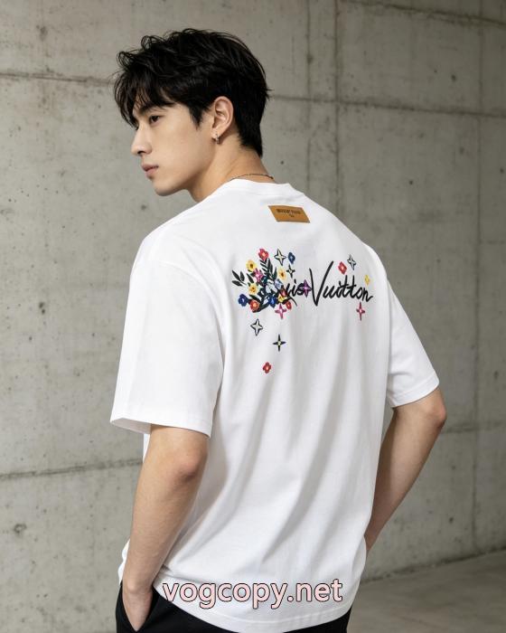 絶対欲しい 最高級ランク 夏季超人気半袖Tシャツ偽物 ブランドLOUIS VUITTON_0_3
