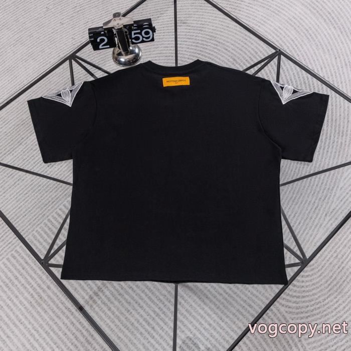 最安値 可愛いデザイン 最高に人気商品!LOUIS VUITTON半袖Tシャツブランド コピー 着払い_0_4