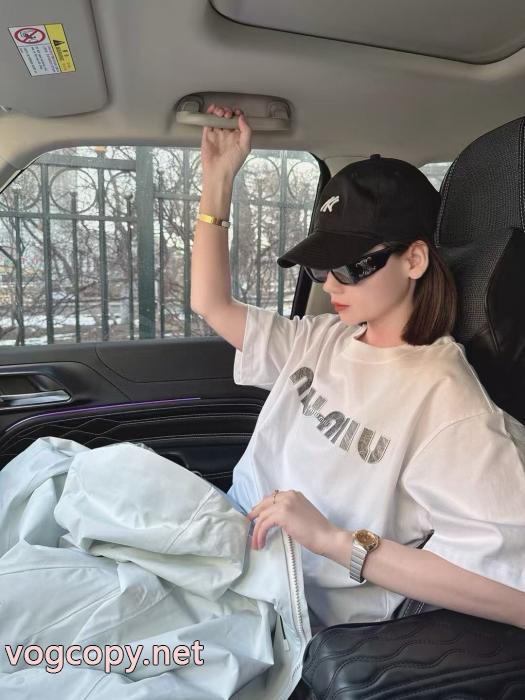 半袖Tシャツ新作がお買い得円高特価 新作多色!! 超激得MIUMIUブランド 激安_0_2