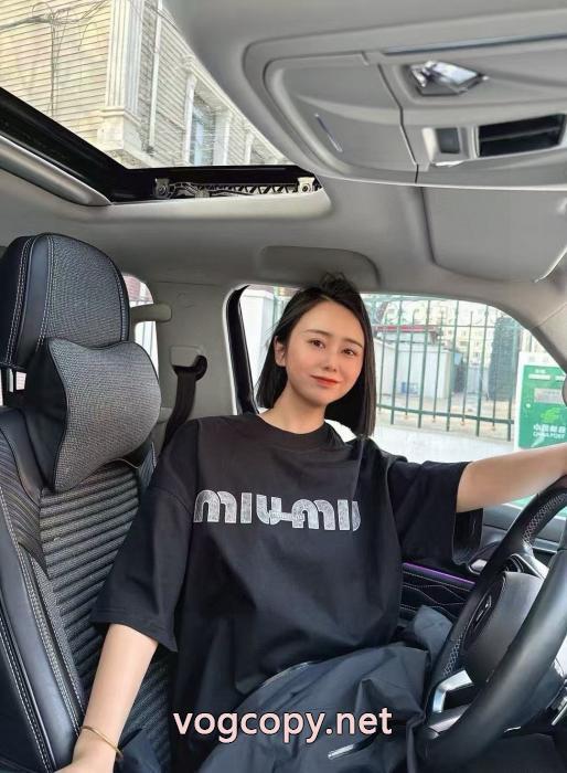 半袖Tシャツ新作がお買い得円高特価 新作多色!! 超激得MIUMIUブランド 激安_0_3