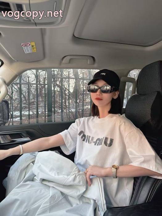 半袖Tシャツ新作がお買い得円高特価 新作多色!! 超激得MIUMIUブランド 激安_0_4