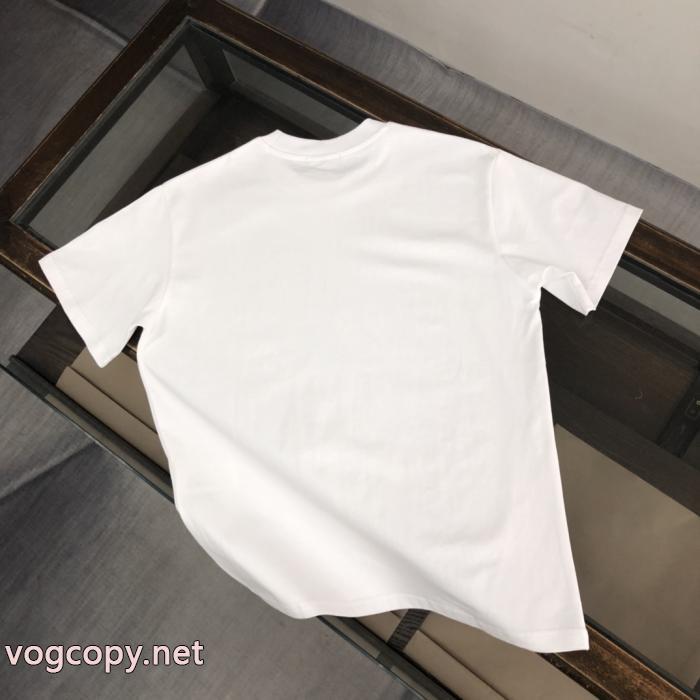 耐久性に優れ 海外限定モデル  流行の注目ブランド激安 ブランド 通販半袖TシャツFENDI_0_1