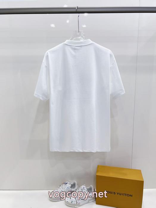 大注目日本未入荷 稀少*新品登場 セレブ風 MONCLERスーパー コピー 販売半袖Tシャツ_0_0