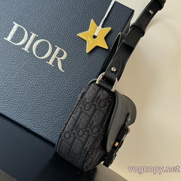  2026ブランドコピー今シーズン新作 在庫一掃セール 人気アイテムも同時にチェックバッグDior.._0_2