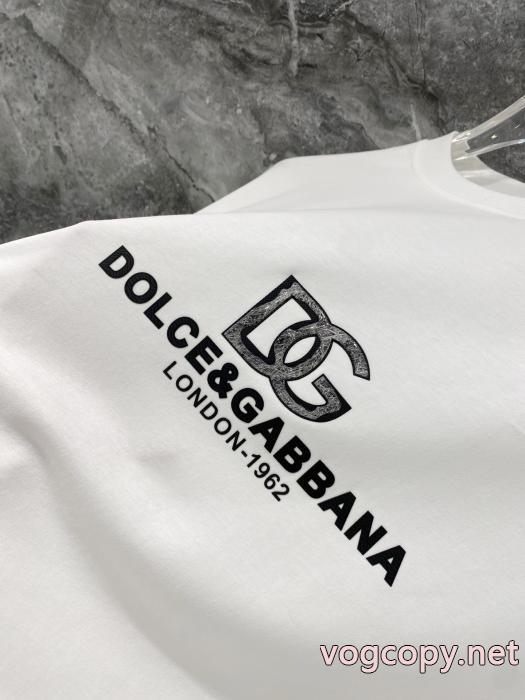ブランド コピー 着払いセットDolce&Gabbana独特の存在感 新作セール価格で 大人っぼい_0_4