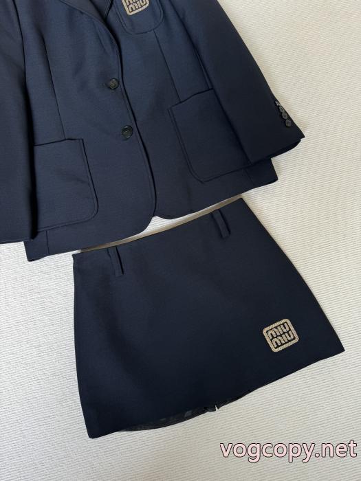ブランド 通販店ミュウミュウ2026着回し度高めアイテム! 話題の新作 新商品☆完売必至セット._0_2