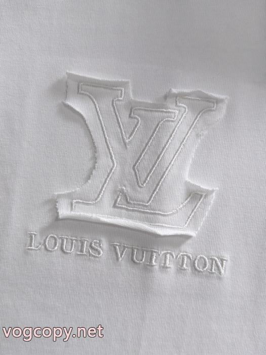 セレブ愛用 安心の国内発送 2026最新作半袖Tシャツブランド コピー 販売LOUIS VUITTON_0_1