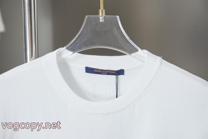 コピー 商品 販売半袖Tシャツ夏に爆発的な人気 夏季流行り すぐにお届けLOUIS VUITTON_0_2