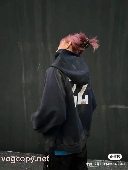 パーカーBALENCIAGA存在感は抜群 ビックシルエット 暖かな着心地ブランド コピー 専門_0_3