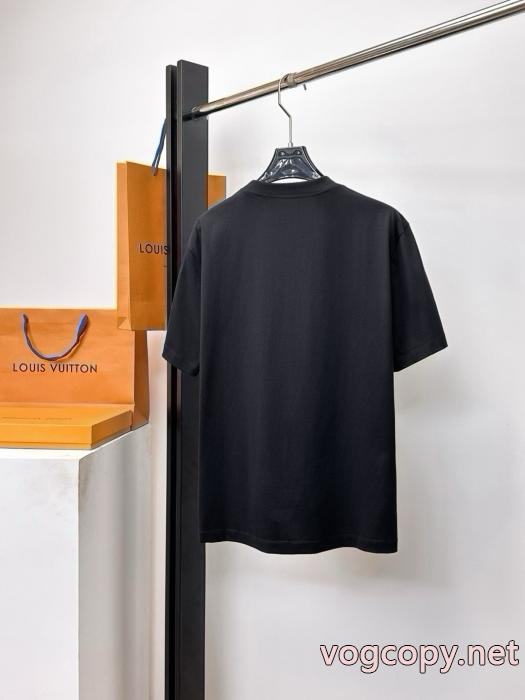 激安 ブランド 通販FENDIすぐ届く デザイン性抜群 極力最安値半袖Tシャツ_0_0