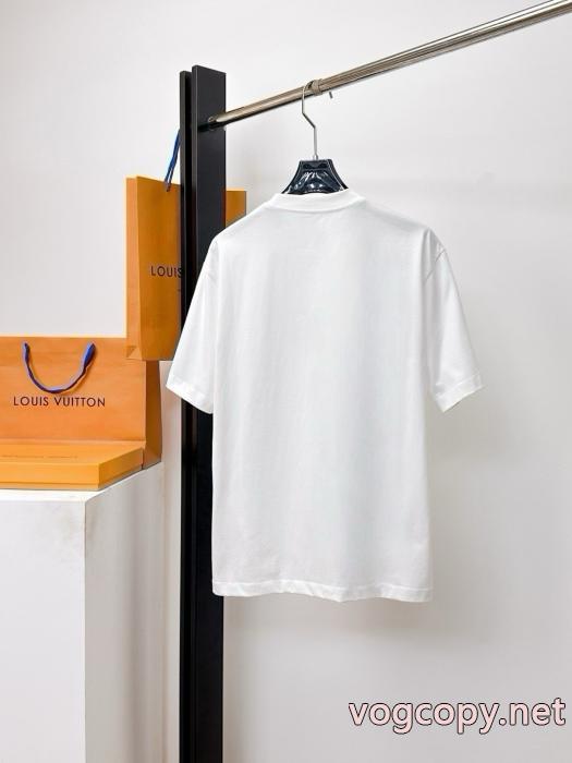 激安 ブランド 通販FENDIすぐ届く デザイン性抜群 極力最安値半袖Tシャツ_0_2