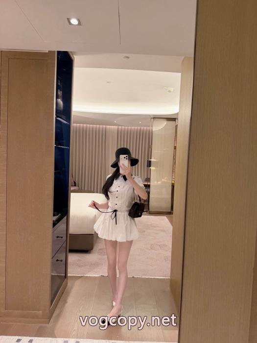 偽物 ブランド 販売MIUMIU新作で希少 国内込 可愛い一枚革仕立て&nbsp;&nbsp;&nbsp;&nbsp;ワンピース._0_0