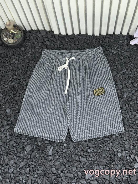 スーパー コピー 安心ズボン夏の最旬スタイルを楽しい 甘い輝きを放っ 必見 国内即発ミュウミュウ._0_2