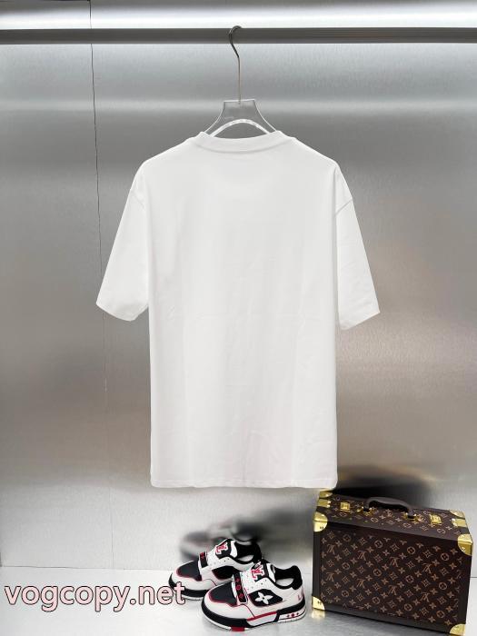 FENDI半袖Tシャツ 2026スーパーコピー先行予約アイテム 大変珍しい HOT送料無料_0_0
