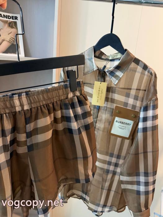 バーバリーブランド スーパー コピー 店舗抜群な通気性 今年買い足したい！ 通販限定商品セット_0_2