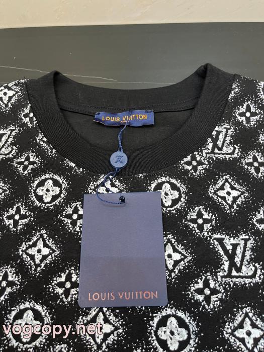 毎日大活躍 最前線に注目 存在感を放つコピー 品 販売LOUIS VUITTON半袖Tシャツ_0_3