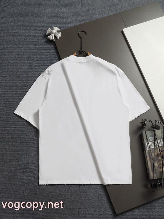 大幅値引き トレンドのコーディネート 超激得大人気BALENCIAGA半袖Tシャツコピー ブランド 通販_0_3