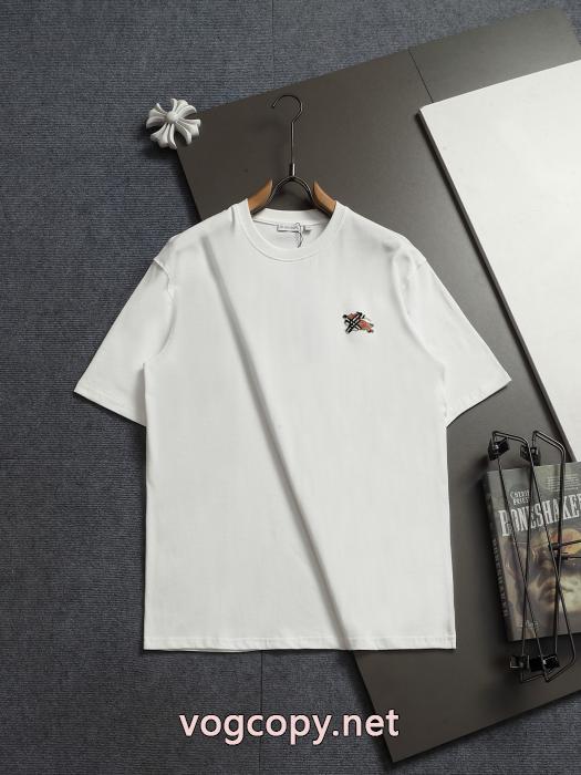 完売寸前 希少　2026限定品海外即発 人気アイテムも同時にチェック半袖Tシャツスーパーコピー2026BURBERRY_0_5
