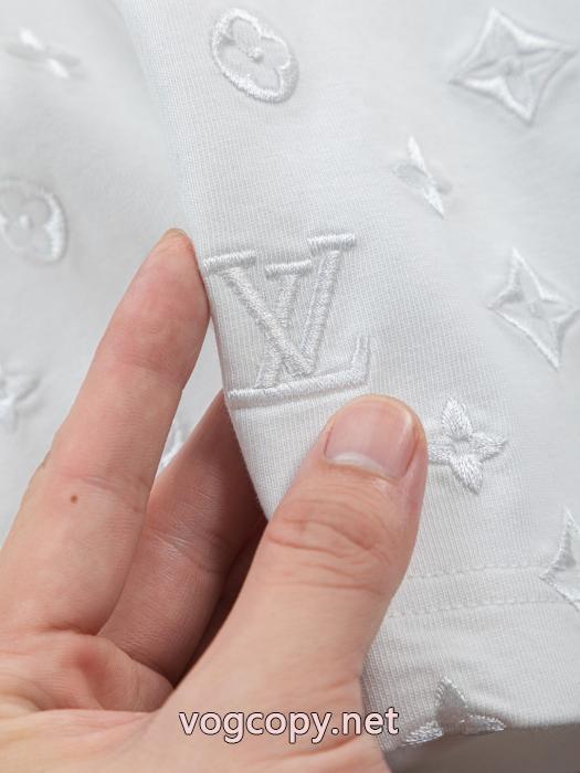 ルイ ヴィトンコピー 通販半袖Tシャツ最前線に注目 激安大特価最新作 2026最新作_0_2