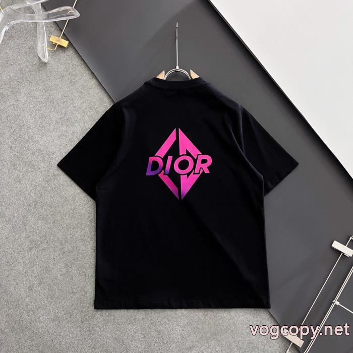 Dior大流行中 目を引く存在感抜群 夏季超人気半袖Tシャツブランド 通販_0_2